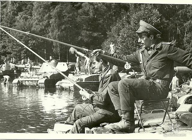 Рыбалка в Советской армии.