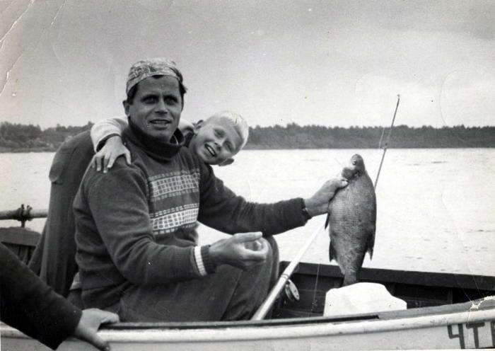 Советская рыбалка - фотографии из семейных альбомов.