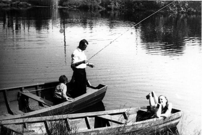 Рыбалка - фотографии из семейных альбомов.